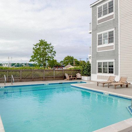 The Harbor Front Inn Greenport Exterior photo
