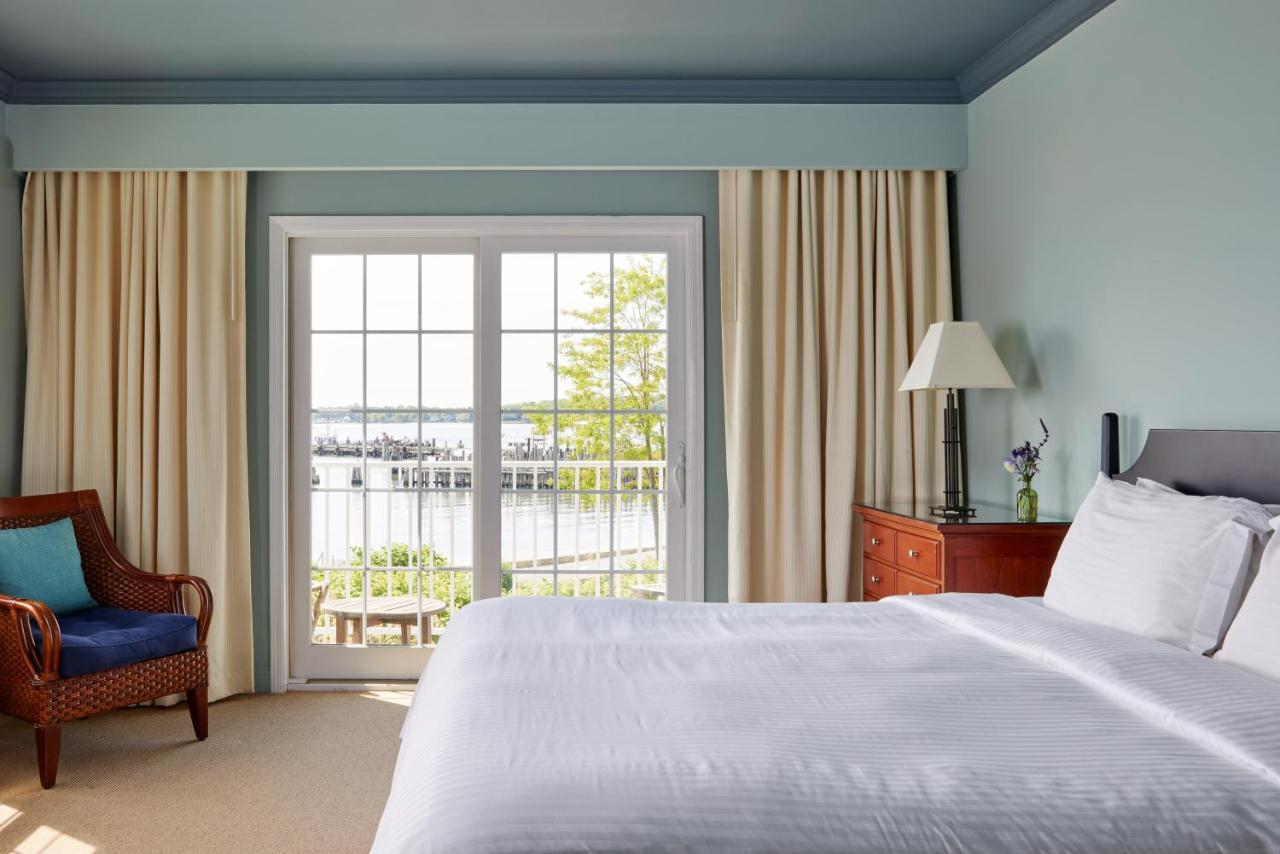 The Harbor Front Inn Greenport Exterior photo