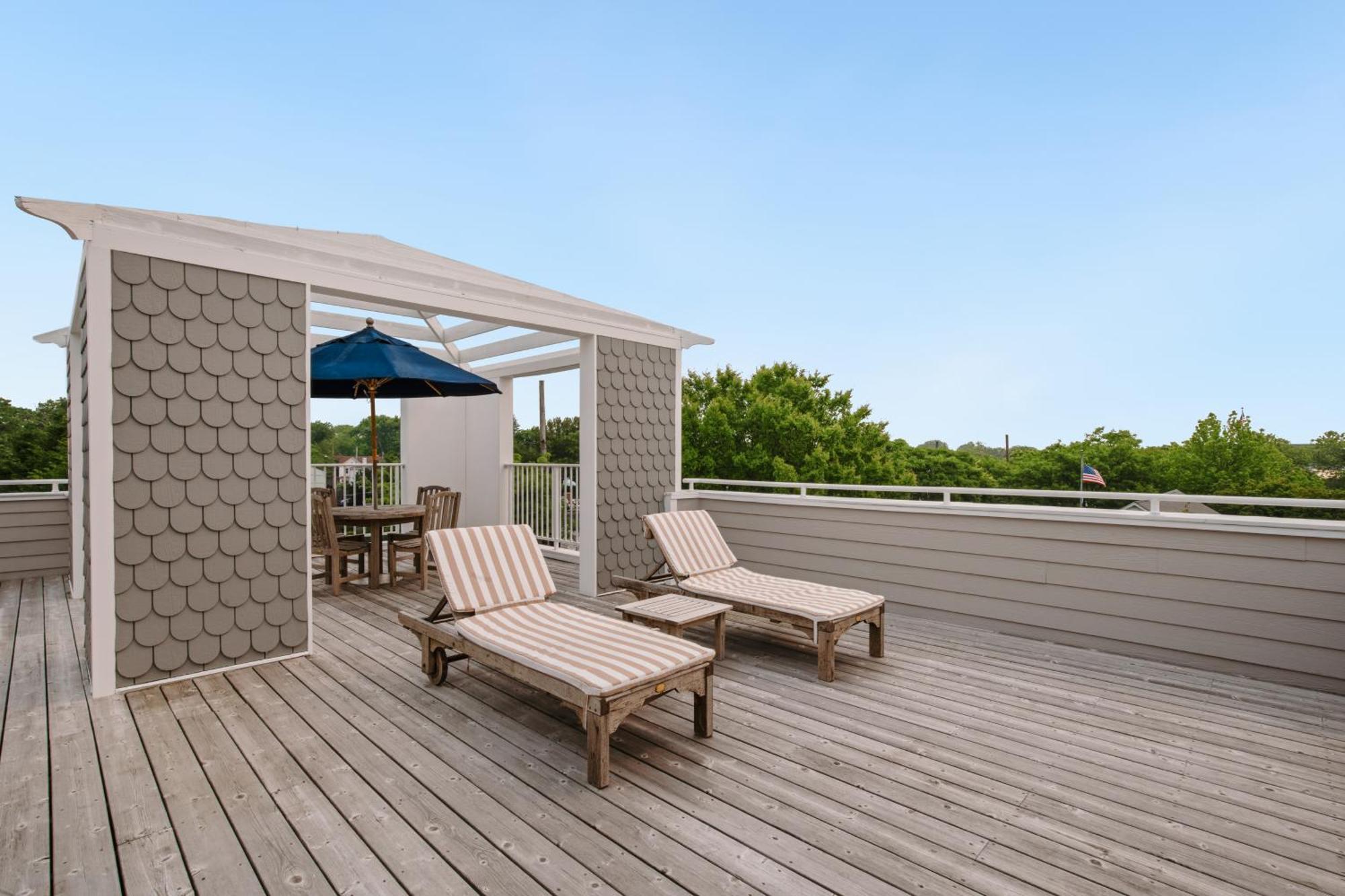 The Harbor Front Inn Greenport Exterior photo