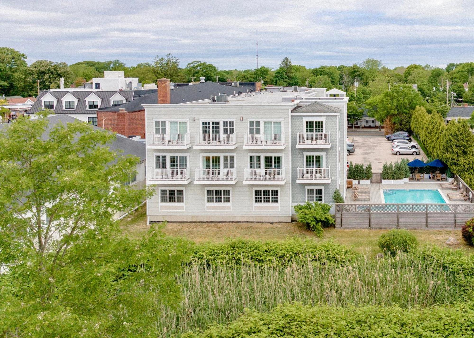 The Harbor Front Inn Greenport Exterior photo